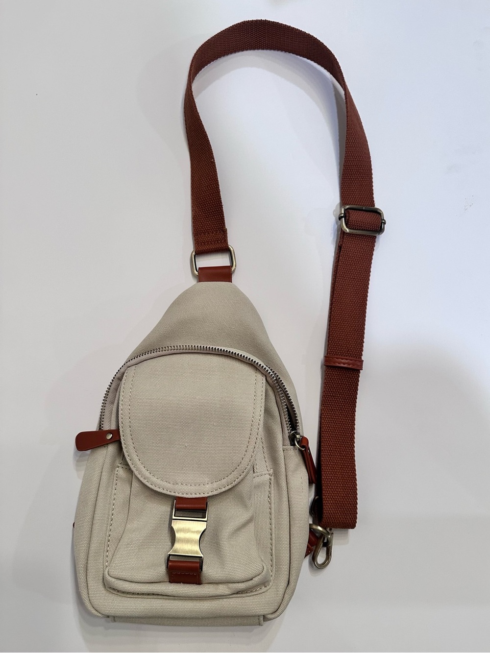 Antik Kraft - Cream Crossbody with  Adjustable Sling Strap